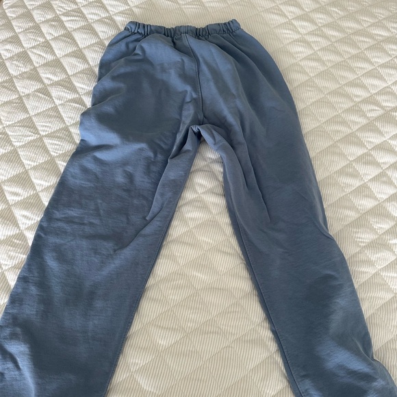 Madhappy Logo Sweatpants - Picture 3 of 4